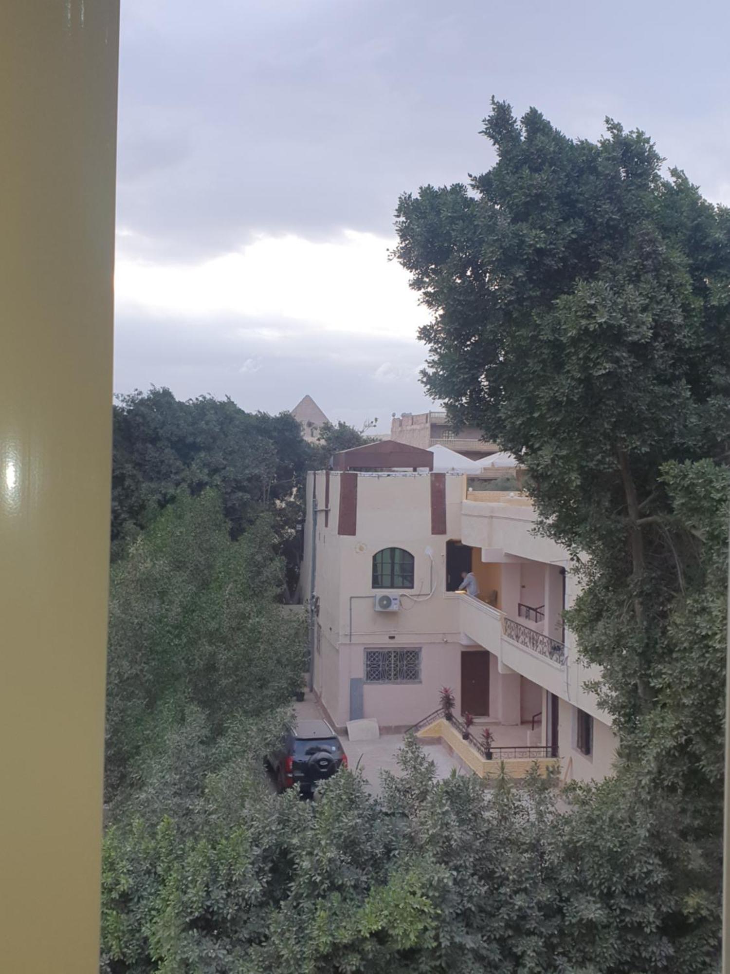Andy Guest House Pyramids View Kafrat al Jabal Room photo